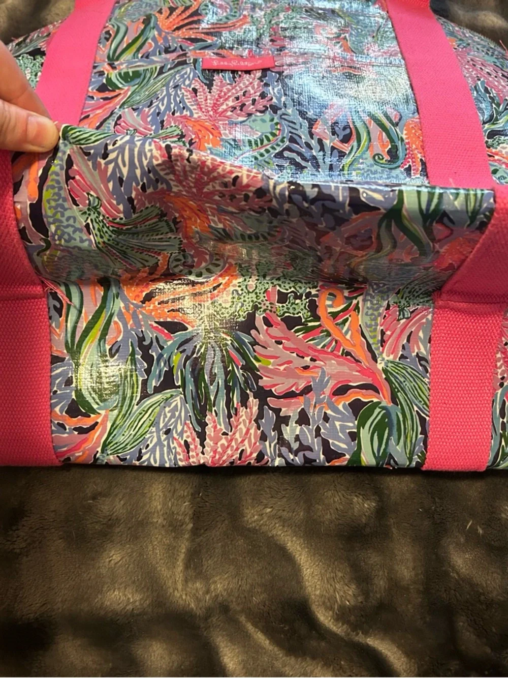 Lilly Pulitzer Multicolor Tropical Print Cooler Tote with Hot Pink Straps - Picture 3 of 5